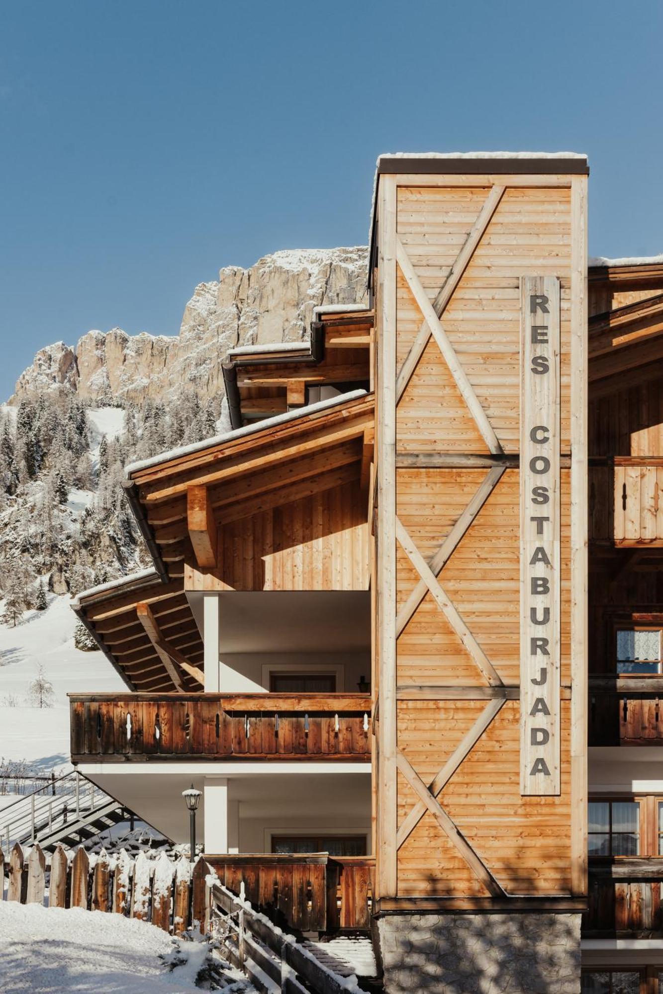 Residence Costa Burjada Кольфоско Экстерьер фото