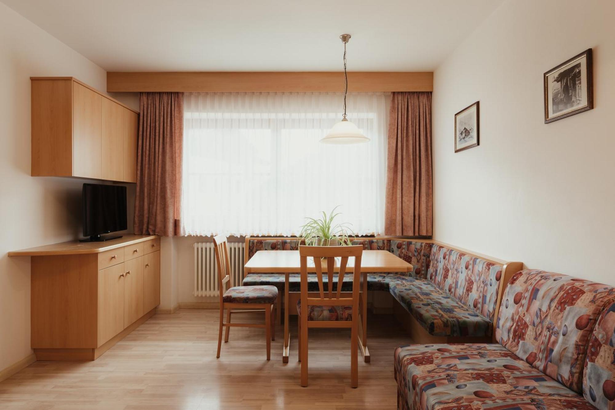 Residence Costa Burjada Кольфоско Экстерьер фото